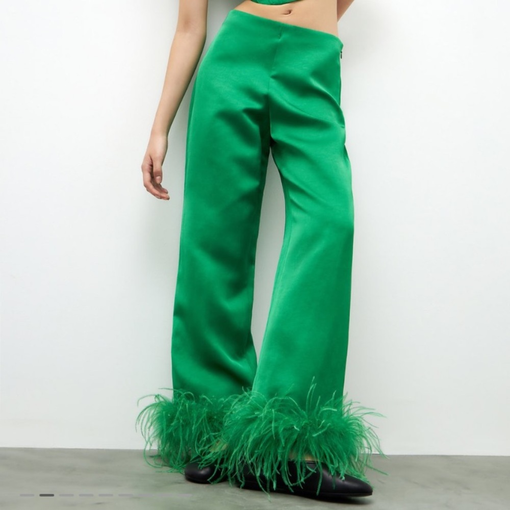 Green linen viscose pants with feathers